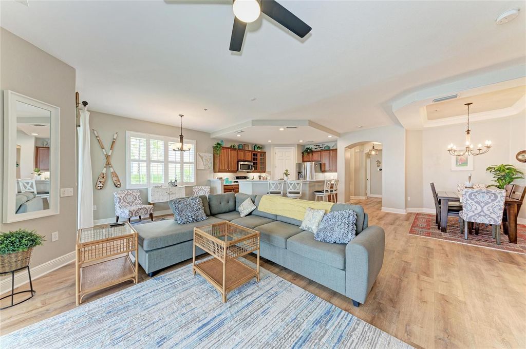 Image 11 of property listing at 1121 RIVERSCAPE STREET 1121, Bradenton, FL 34208