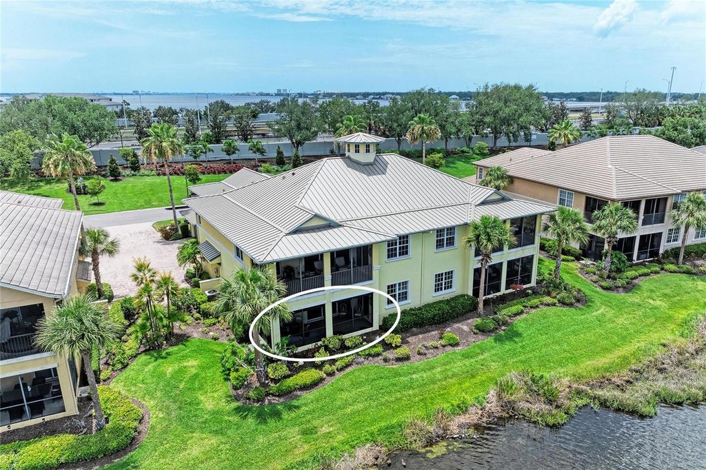 Image 48 of property listing at 1121 RIVERSCAPE STREET 1121, Bradenton, FL 34208