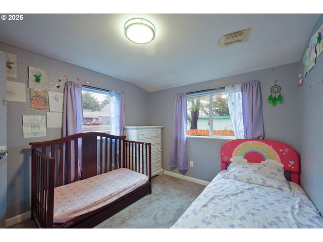 807 GARIBALDI Ave, Garibaldi, OR 97118