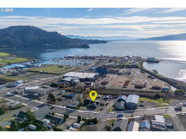 807 GARIBALDI Ave, Garibaldi, OR 97118