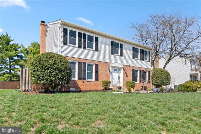8896 SWEETBRIAR, Manassas, VA 20110
