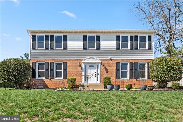 8896 SWEETBRIAR, Manassas, VA 20110