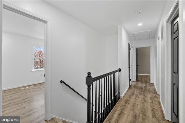 8896 SWEETBRIAR, Manassas, VA 20110