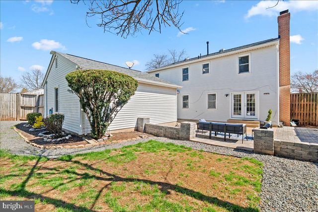 8896 SWEETBRIAR, Manassas, VA 20110