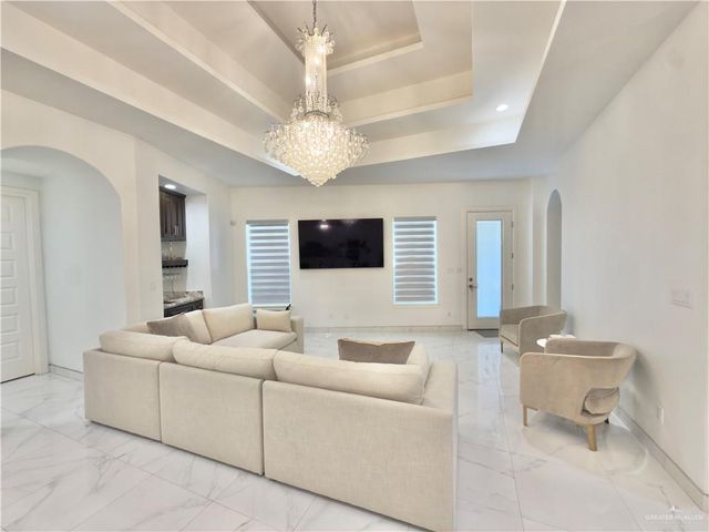 13601 N 41st Lane, Edinburg, TX 78541