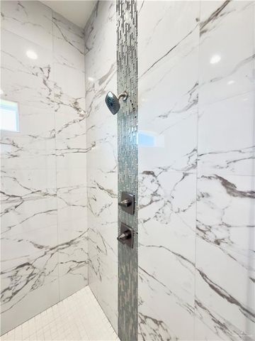 13601 N 41st Lane, Edinburg, TX 78541