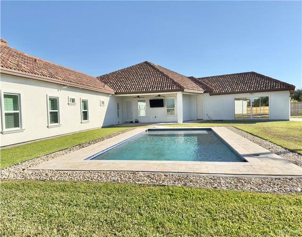 13601 N 41st Lane, Edinburg, TX 78541