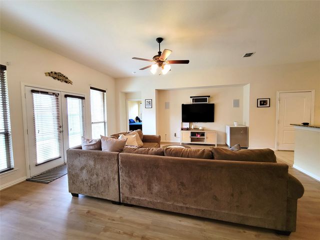 4805 Prairie Aster Drive, Garland, TX 75043