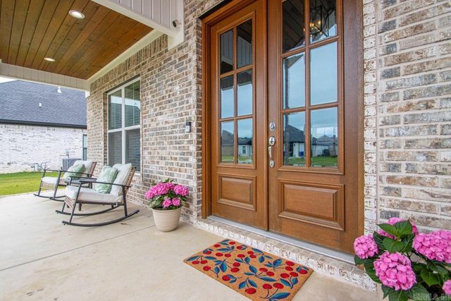 2319 Pleasant Cove Drive, Conway, AR 72034