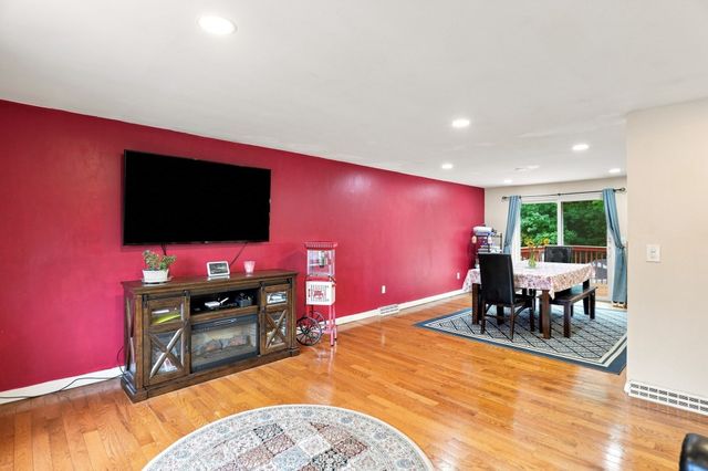 116 Kensington St, Braintree, MA 02184