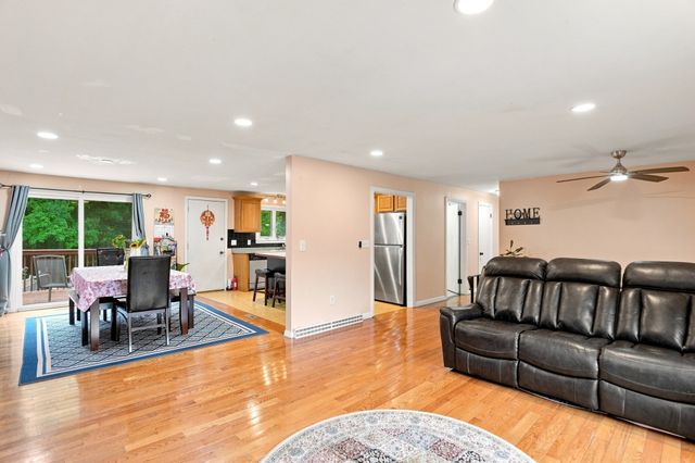 116 Kensington St, Braintree, MA 02184