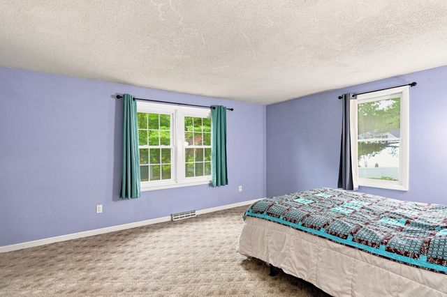 116 Kensington St, Braintree, MA 02184