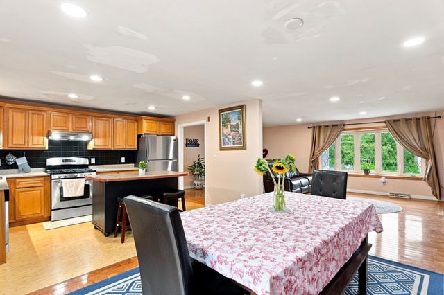 116 Kensington St, Braintree, MA 02184