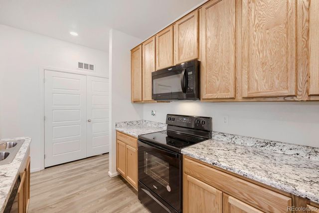 17809 E 103rd Avenue, Commerce City, CO 80022