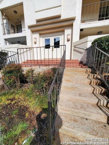 2255 Thousand Oaks Dr Apt 605, San Antonio, TX 78232