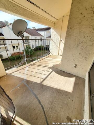 2255 Thousand Oaks Dr Apt 605, San Antonio, TX 78232