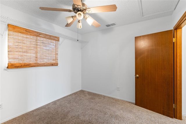 118 Las Palmas Dr, Corpus Christi, TX 78418