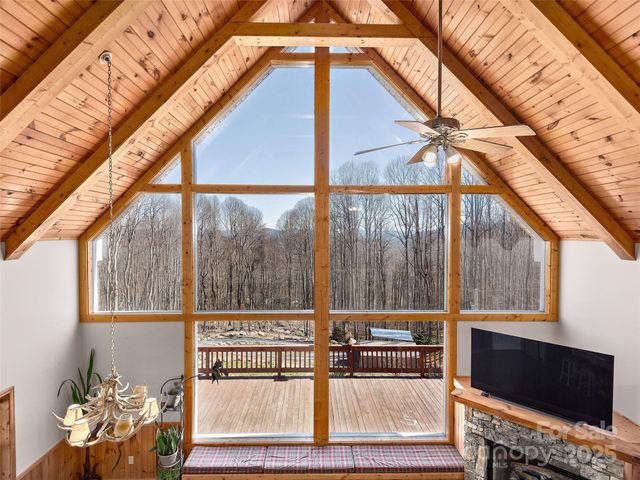 575 Twin Brook Drive, Waynesville, NC 28785