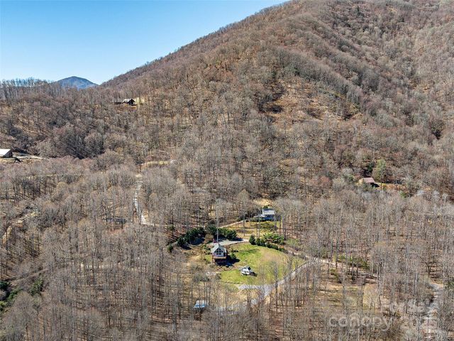 575 Twin Brook Drive, Waynesville, NC 28785