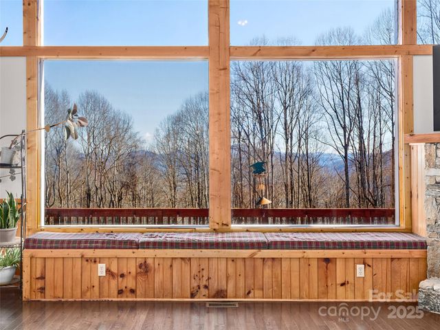 575 Twin Brook Drive, Waynesville, NC 28785
