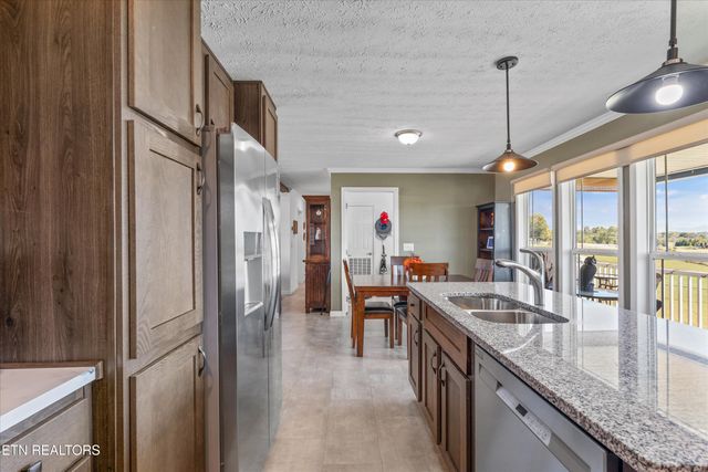 535 Conley Trail Tr, Dandridge, TN 37725