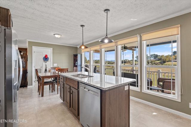 535 Conley Trail Tr, Dandridge, TN 37725