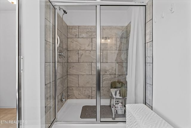 535 Conley Trail Tr, Dandridge, TN 37725