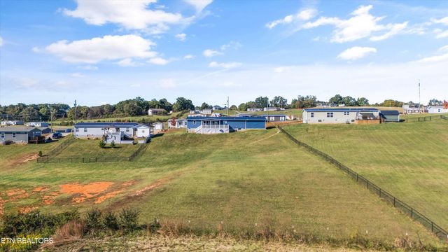 535 Conley Trail Tr, Dandridge, TN 37725