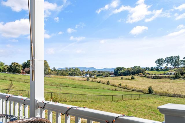 535 Conley Trail Tr, Dandridge, TN 37725