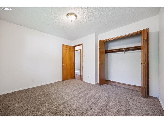 187 Ne 29TH Ct, Hillsboro, OR 97124