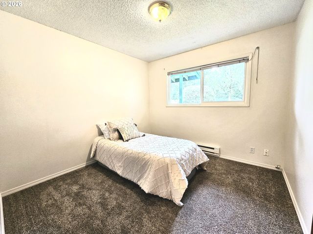 187 Ne 29TH Ct, Hillsboro, OR 97124