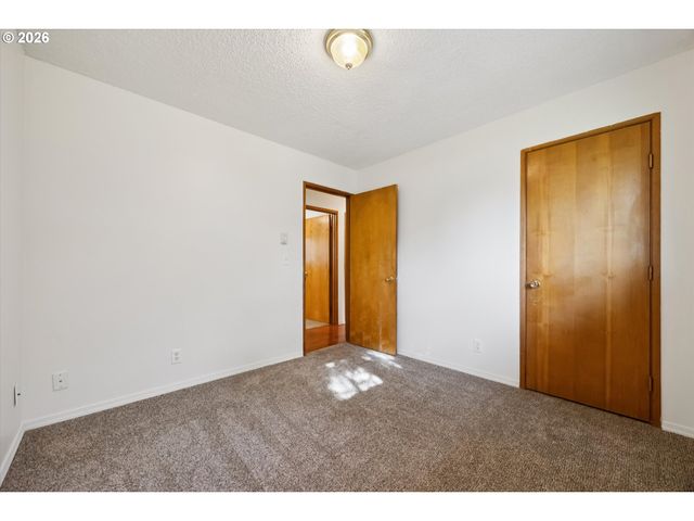 187 Ne 29TH Ct, Hillsboro, OR 97124