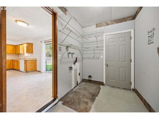 187 Ne 29TH Ct, Hillsboro, OR 97124