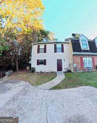 8835 W Chase Drive, Douglasville, GA 30134