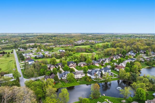 95 Scotscraig Drive, Valparaiso, IN 46385