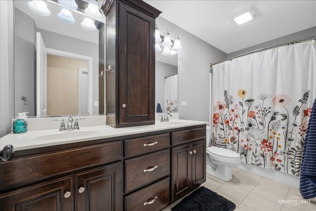 3596 Prestwick Court, Elgin, IL 60124