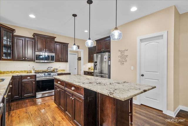 3596 Prestwick Court, Elgin, IL 60124