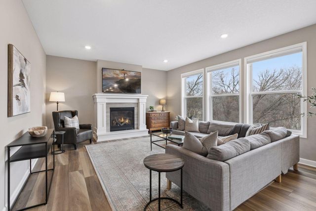 6331 Apple Court, Inver Grove Heights, MN 55077