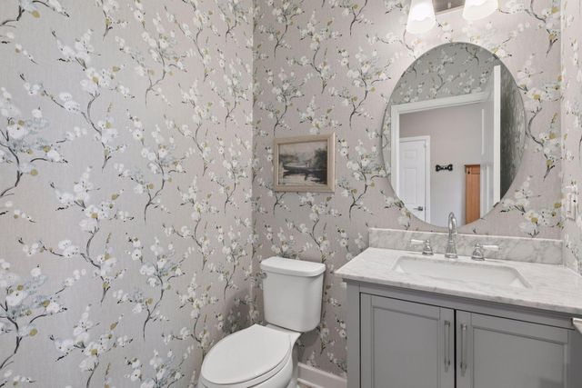 6331 Apple Court, Inver Grove Heights, MN 55077