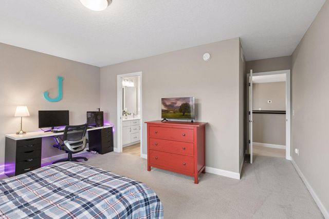 6331 Apple Court, Inver Grove Heights, MN 55077