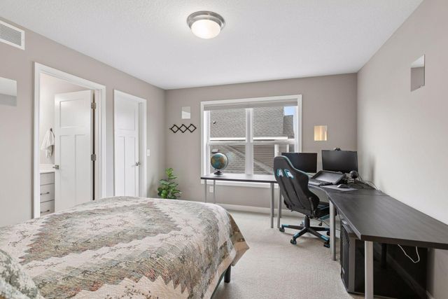 6331 Apple Court, Inver Grove Heights, MN 55077