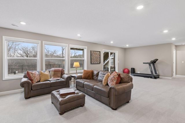 6331 Apple Court, Inver Grove Heights, MN 55077