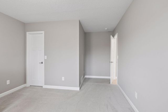 6331 Apple Court, Inver Grove Heights, MN 55077