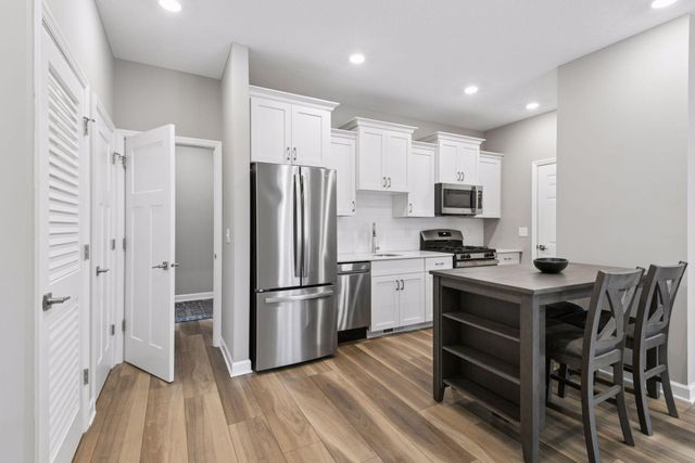 6331 Apple Court, Inver Grove Heights, MN 55077