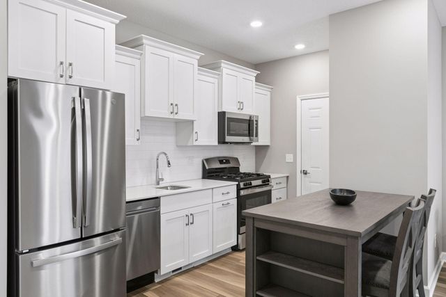 6331 Apple Court, Inver Grove Heights, MN 55077