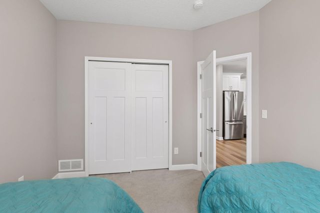 6331 Apple Court, Inver Grove Heights, MN 55077