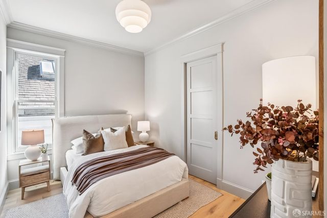 160 Noe Street, San Francisco, CA 94114