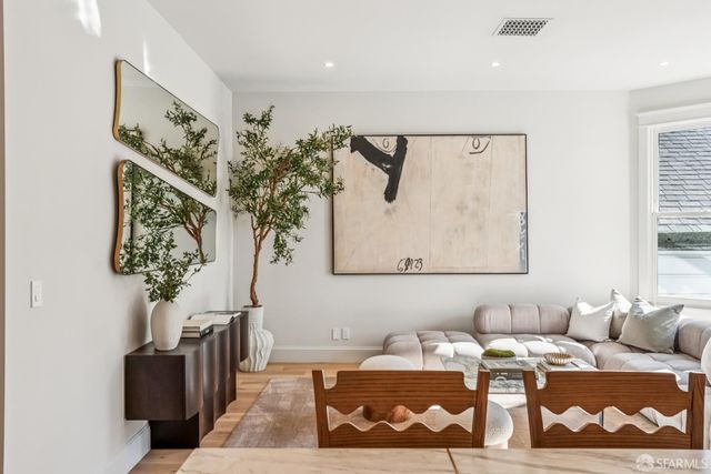 160 Noe Street, San Francisco, CA 94114