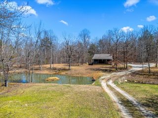 450 Flat Branch Rd, Tracy City, TN 37387