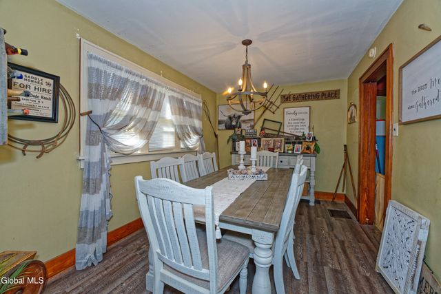 139 5th Avenue, Gloversville, NY 12078